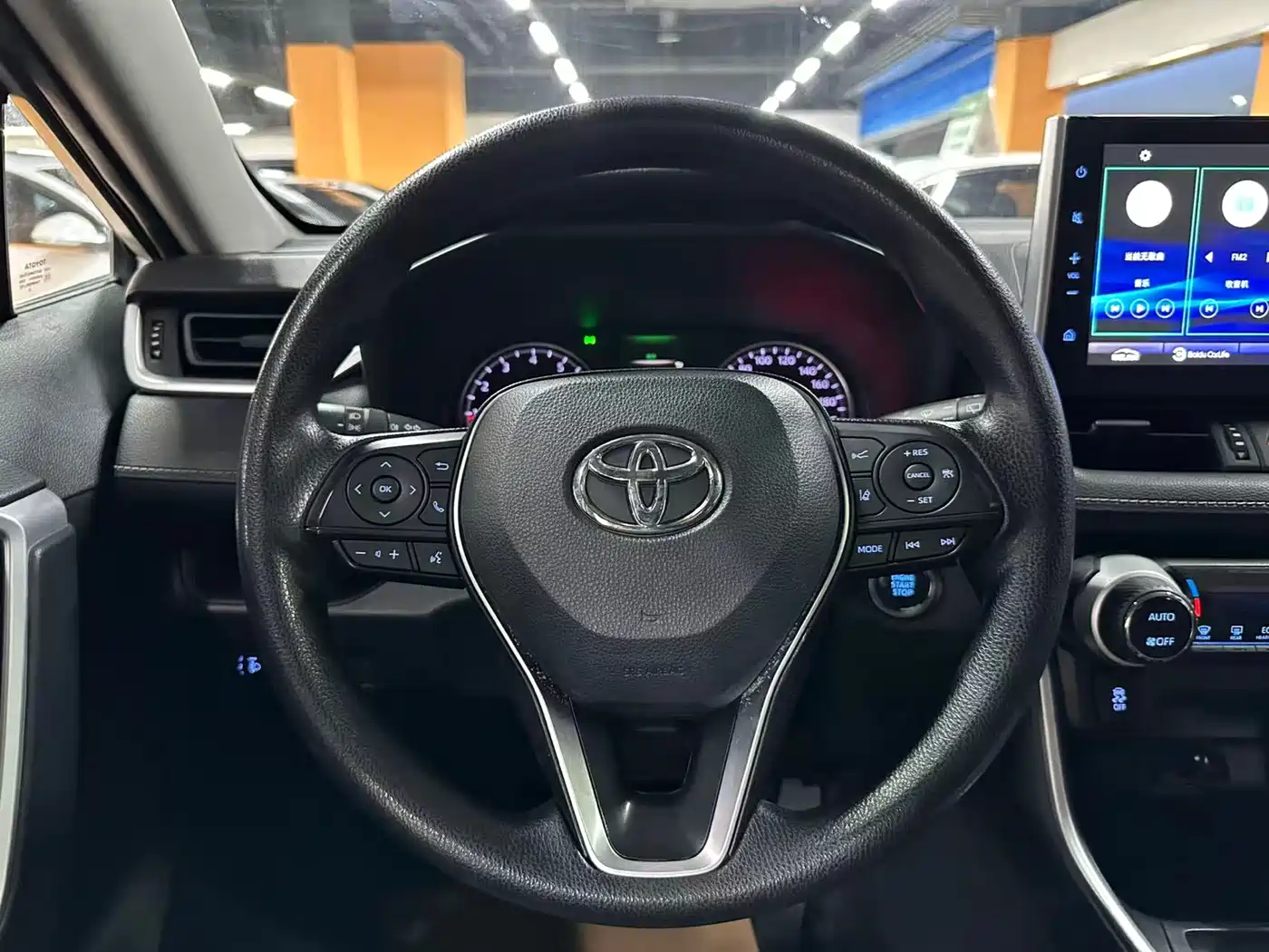 Toyota Wildlander 2020 2.0L CVT 2WD Luxury Edition фото 10