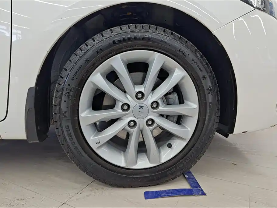 Kia K3 2016 1.6L Automatic GLS фото 6