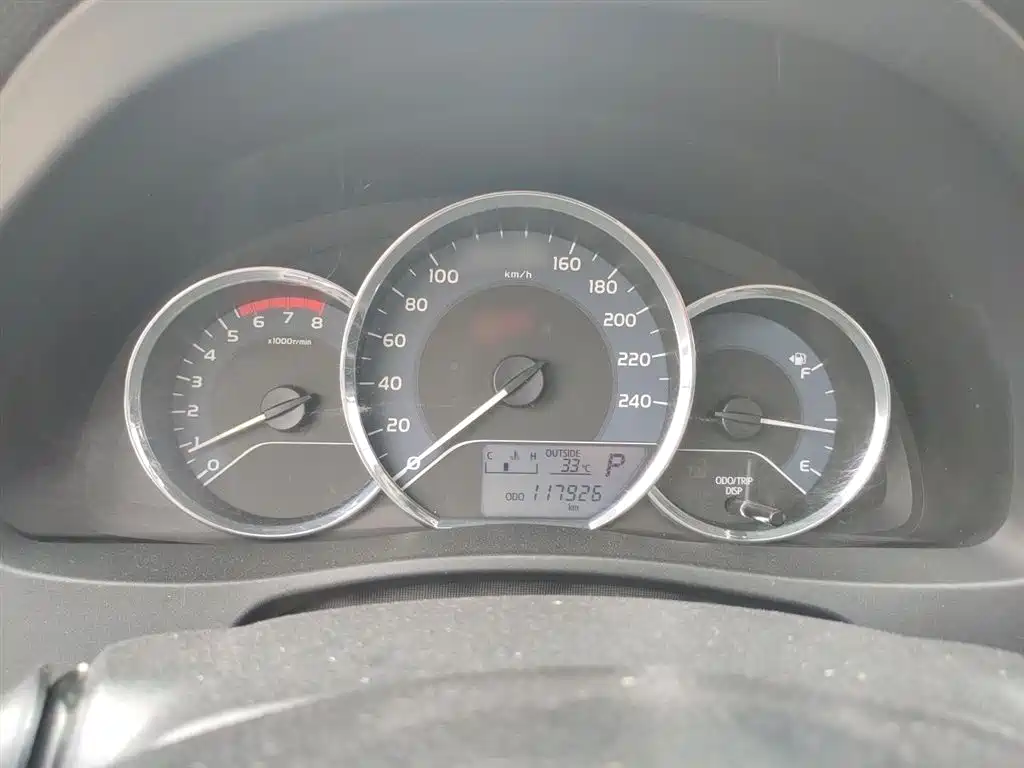 Toyota Corolla 2017 Facelift 1.2T S-CVT GL фото 4