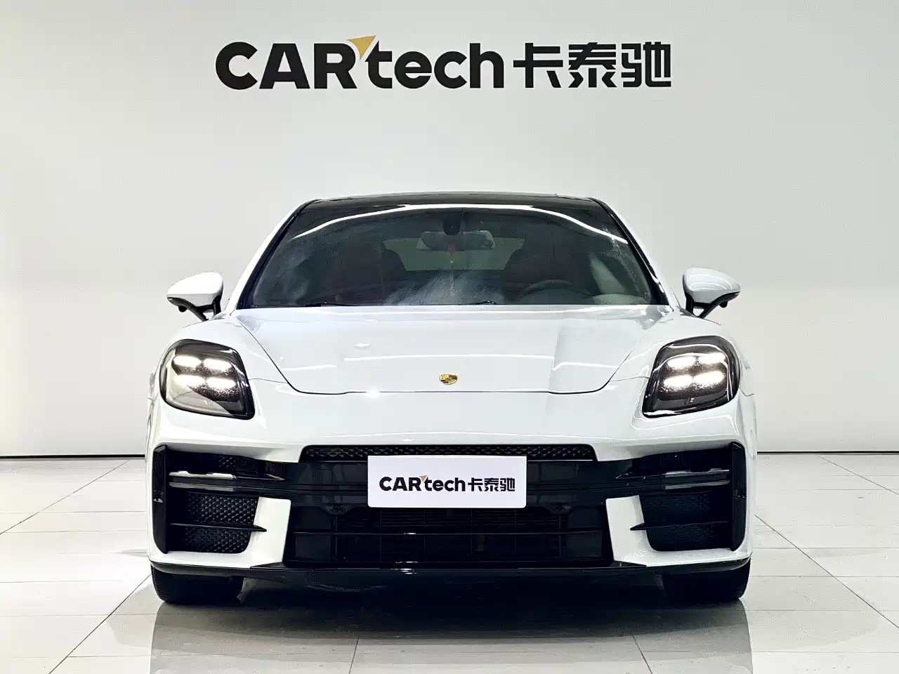 Porsche Panamera 2010 Panamera 3.6L фото 2