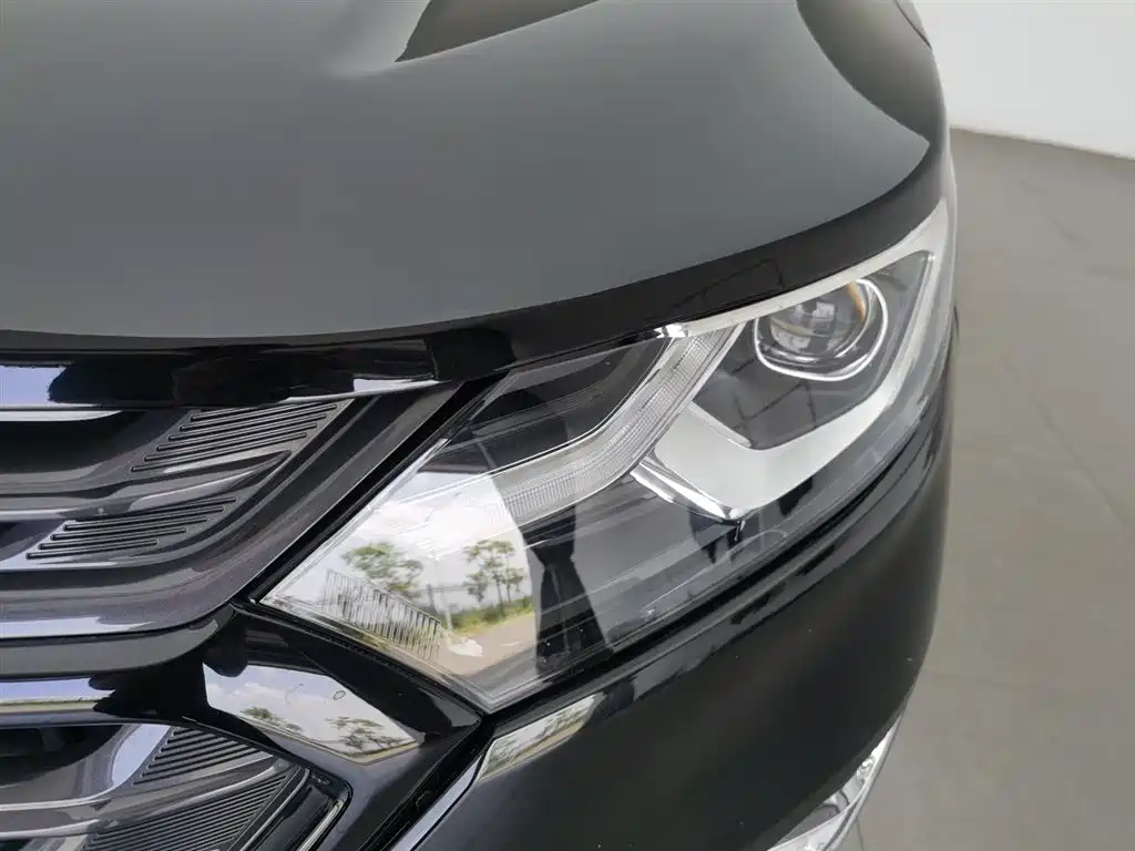 Chevrolet Equinox 2018 RS 550T Automatic 4WD Guardian Edition фото 7