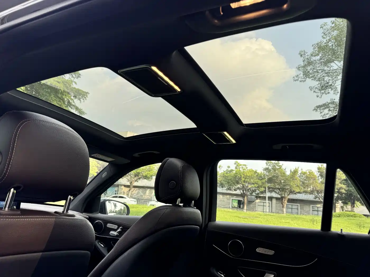 Mercedes-Benz GLC 2020 Facelift GLC 300 L 4MATIC Dynamic фото 16