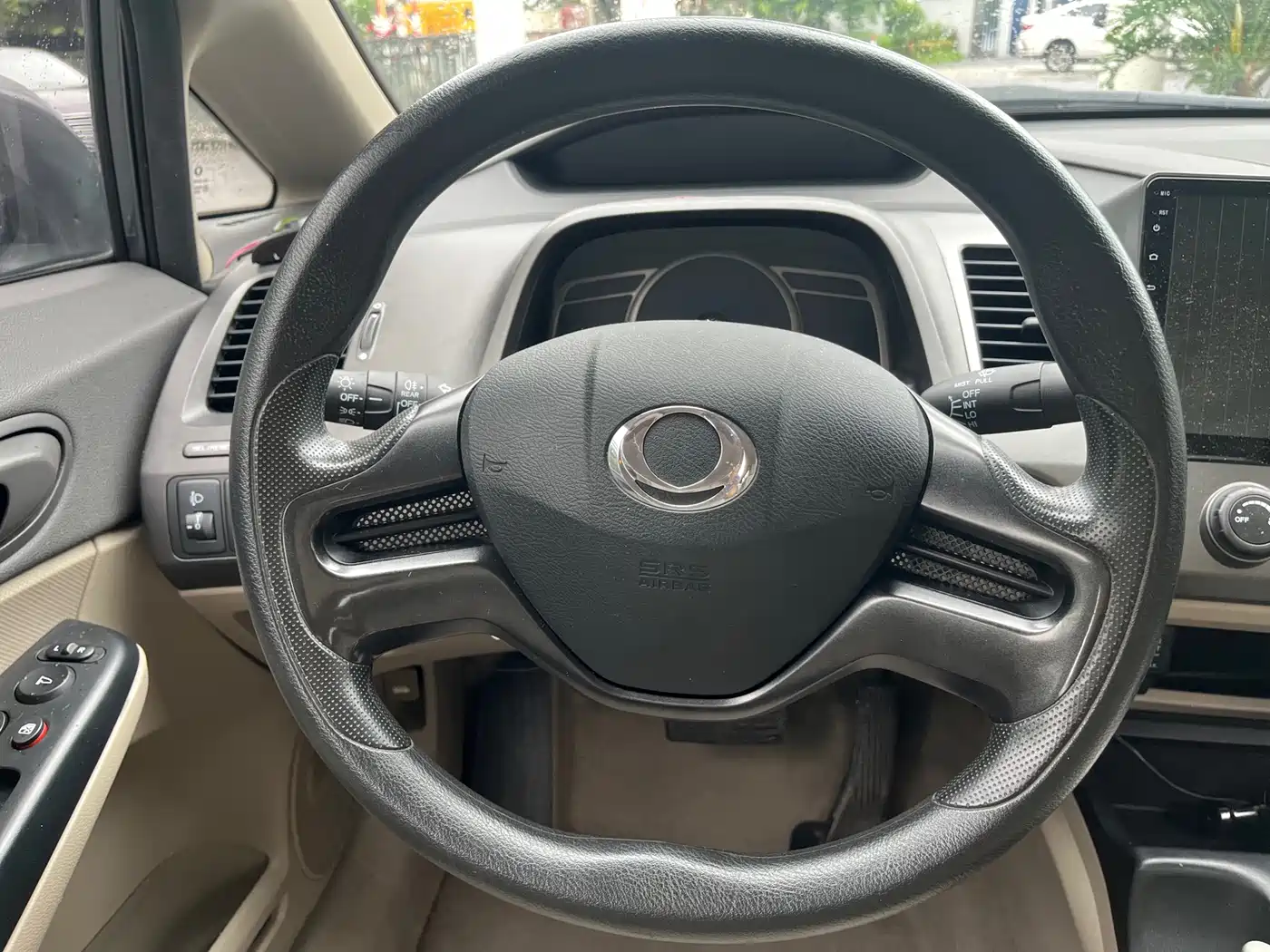 CIIMO CIIMO 2014 2012 1.8L Automatic