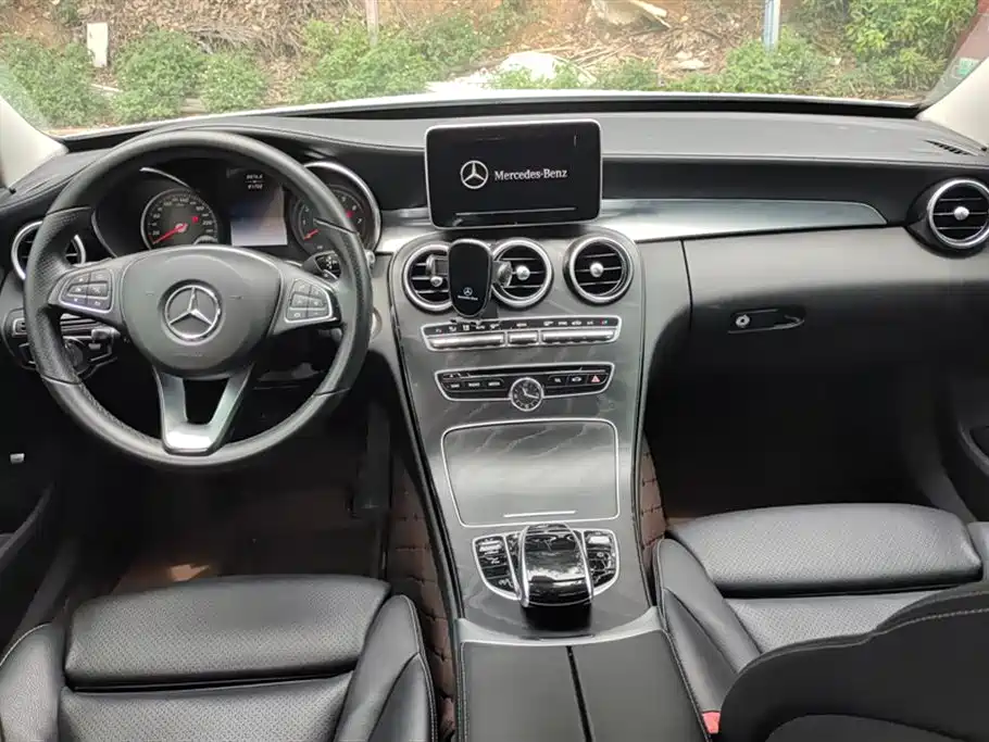 Mercedes-Benz C-Class 2018 C 180 L Fashion Sport Edition фото 12