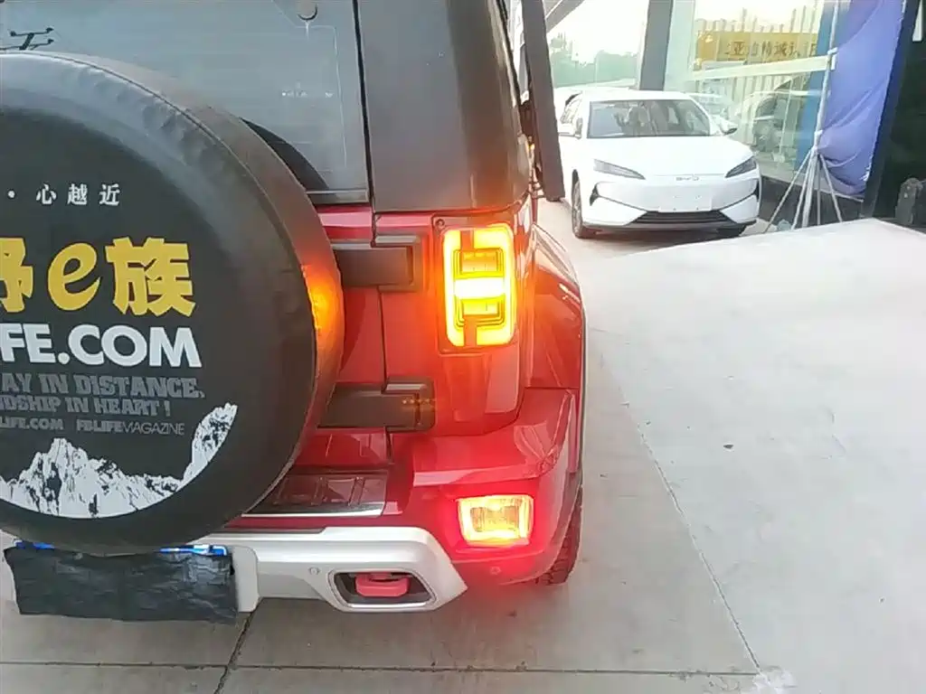 BAIC ORV Beijing Offroad BJ40 2019 Facelift 2.0T Automatic 4WD Urban Hunter Premium China V фото 8