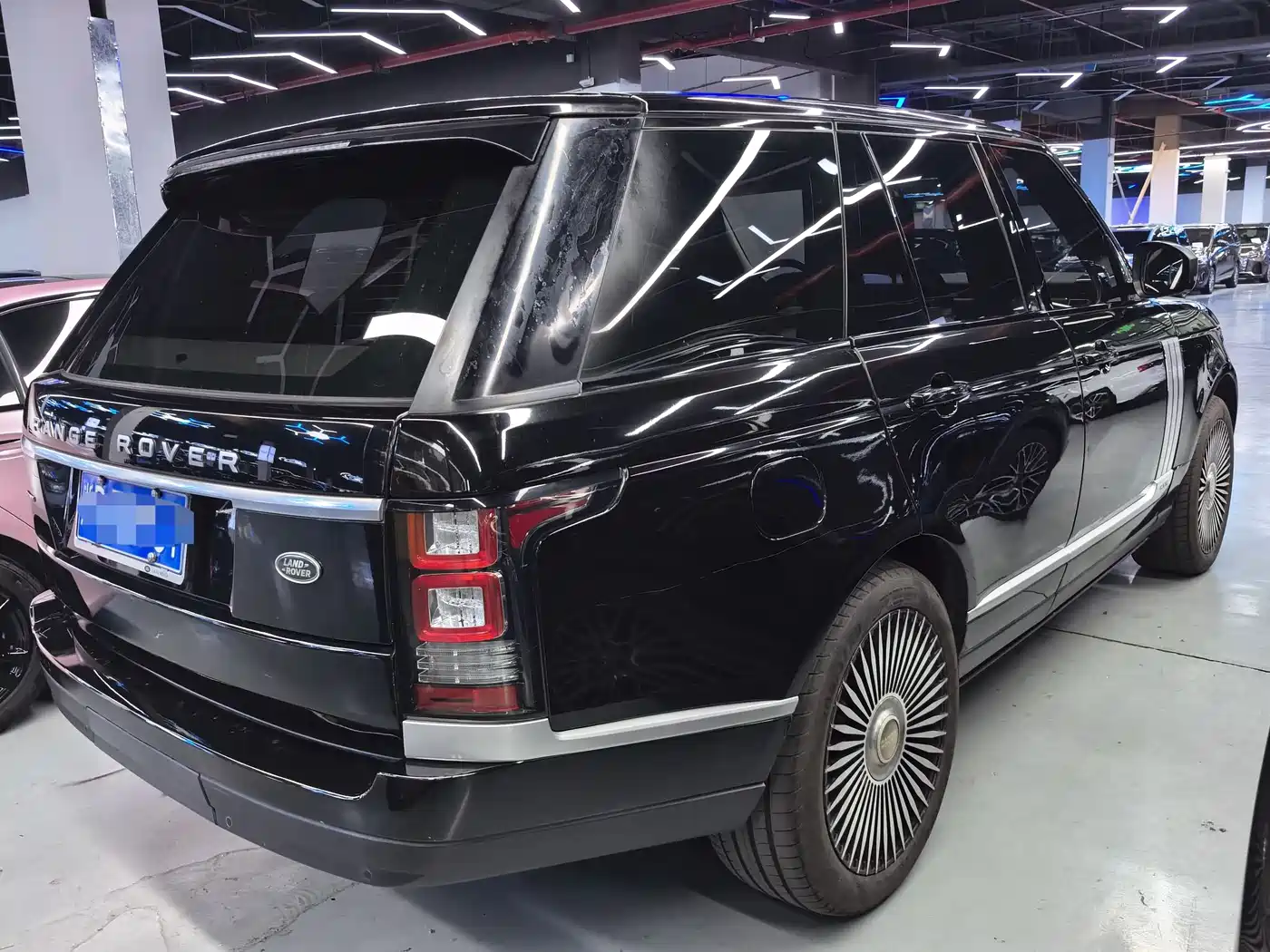 Land Rover Range Rover 2015 3.0 TDV6 Vogue фото 18