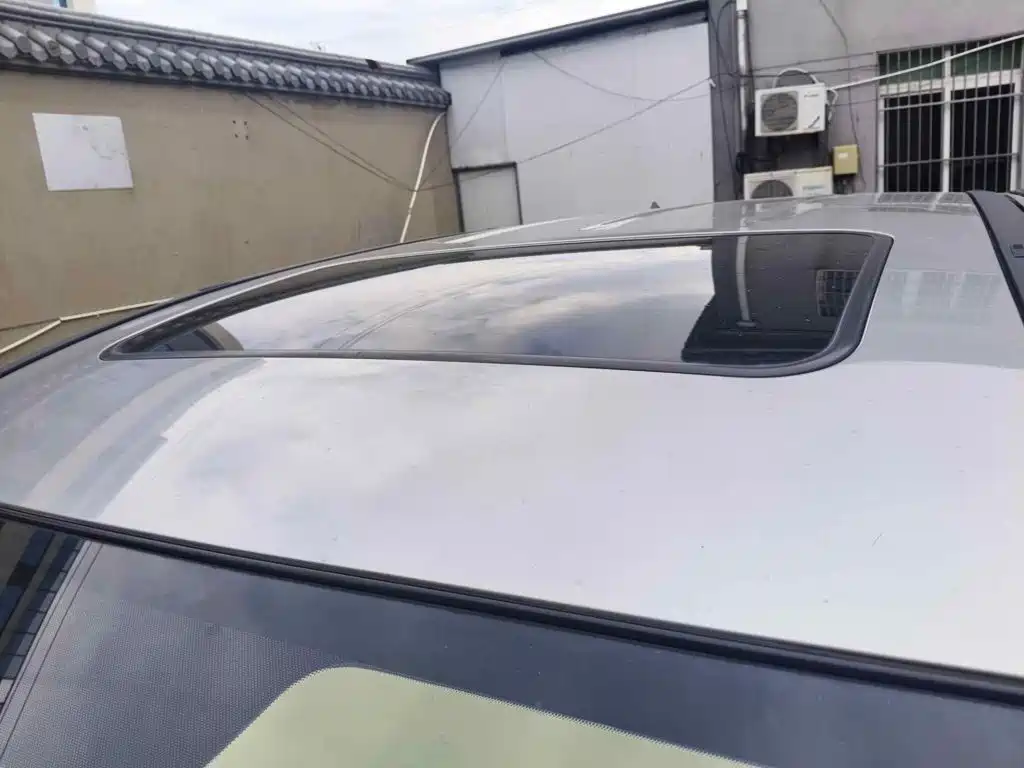 Mazda Mazda5 2012 2011 2.0L Manual Comfort