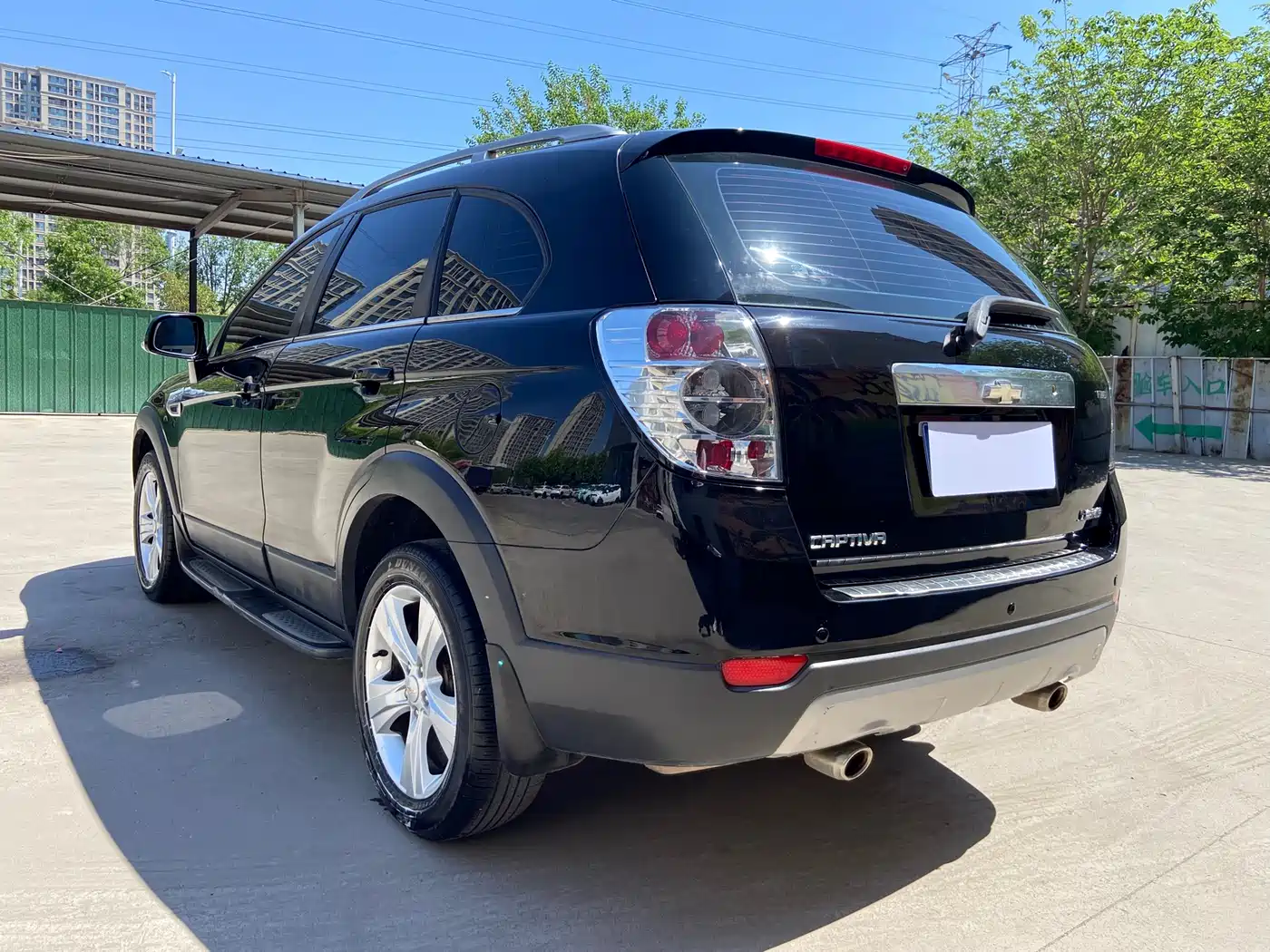 Chevrolet Captiva 2013 2.4L 2WD Urban Edition 7-seater фото 3
