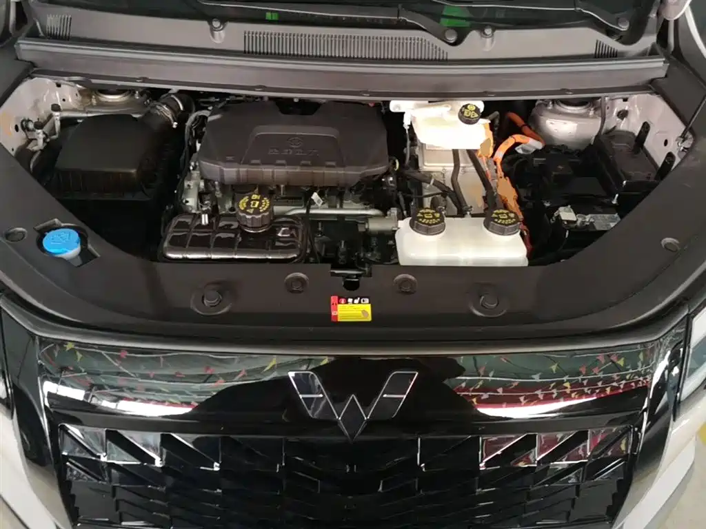 Wuling Motors Xingguang 730 New Energy 2025 2025 Model Plug-in Hybrid Base Version