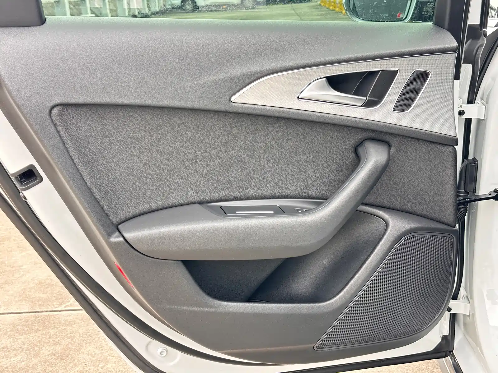 Фото 23 - Audi A6 (Import)