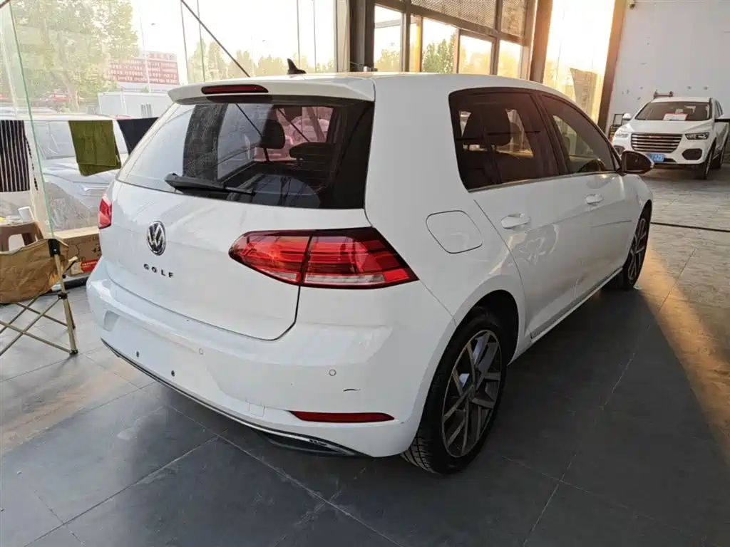 Volkswagen Golf 2020 280TSI DSG Comfort фото 7