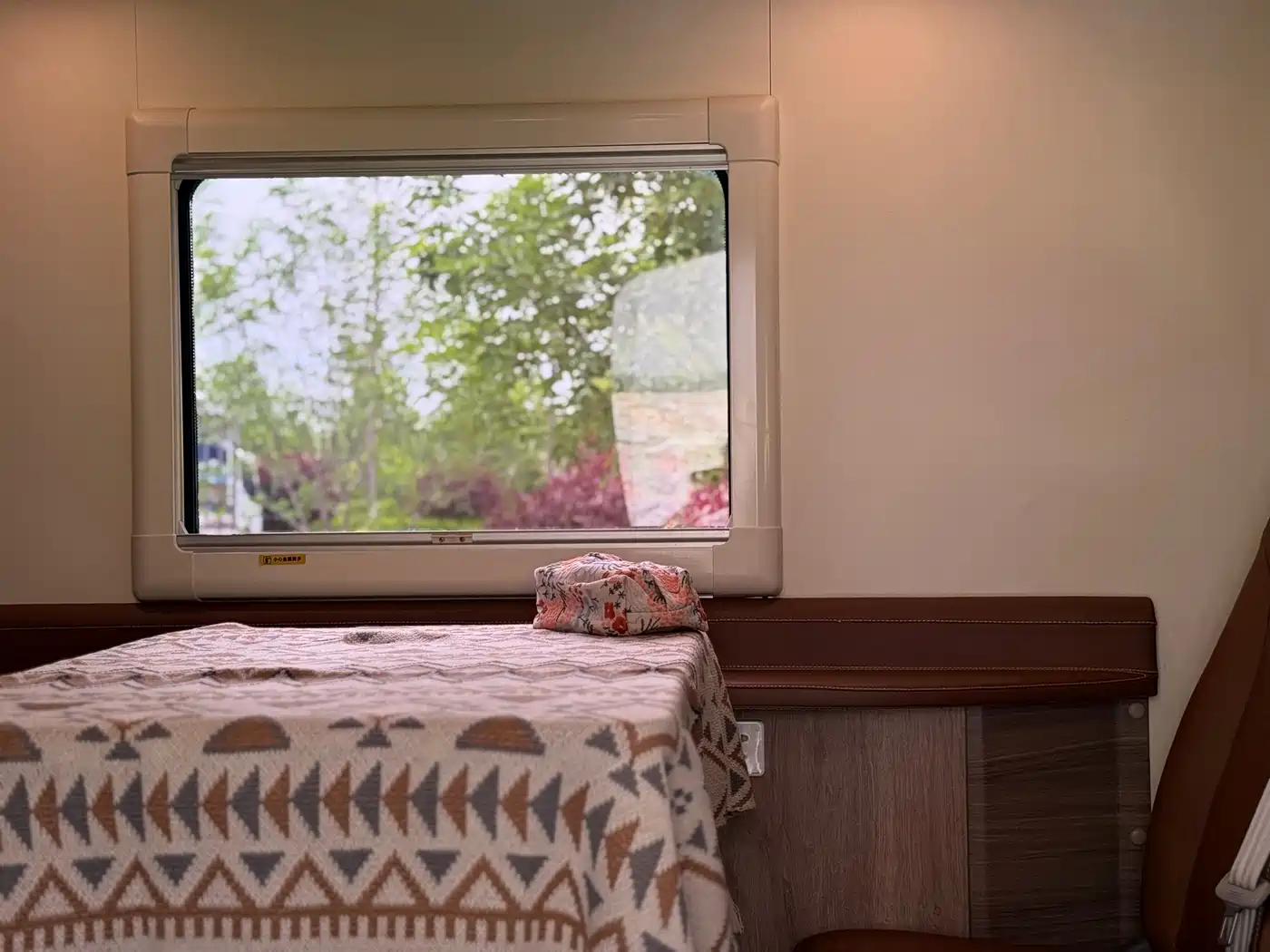 SAIC Maxus V80 RV 2021 2.0T Life Home V80 RV Horizontal Bed фото 16