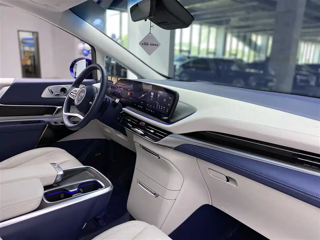Buick Century 2023 2.0T 6-Seat World Edition фото 8