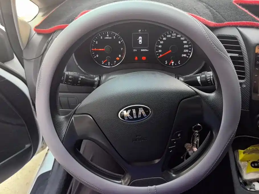 Фото 15 - Kia K3