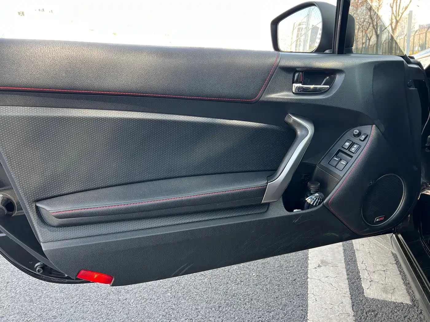 Subaru BRZ 2015 2.0i Manual фото 20