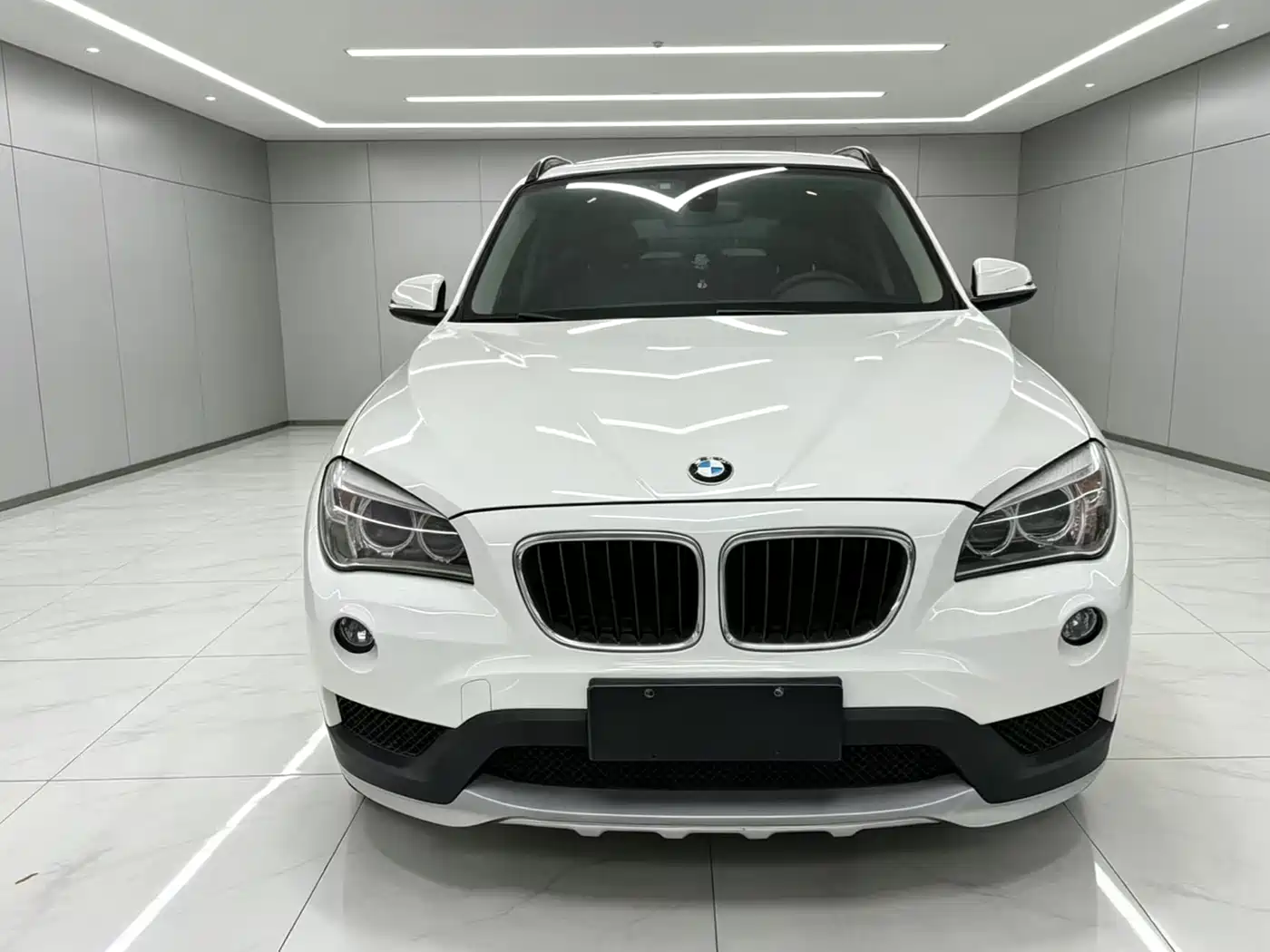 BMW X1 2014 sDrive18i Fashion Edition фото 5