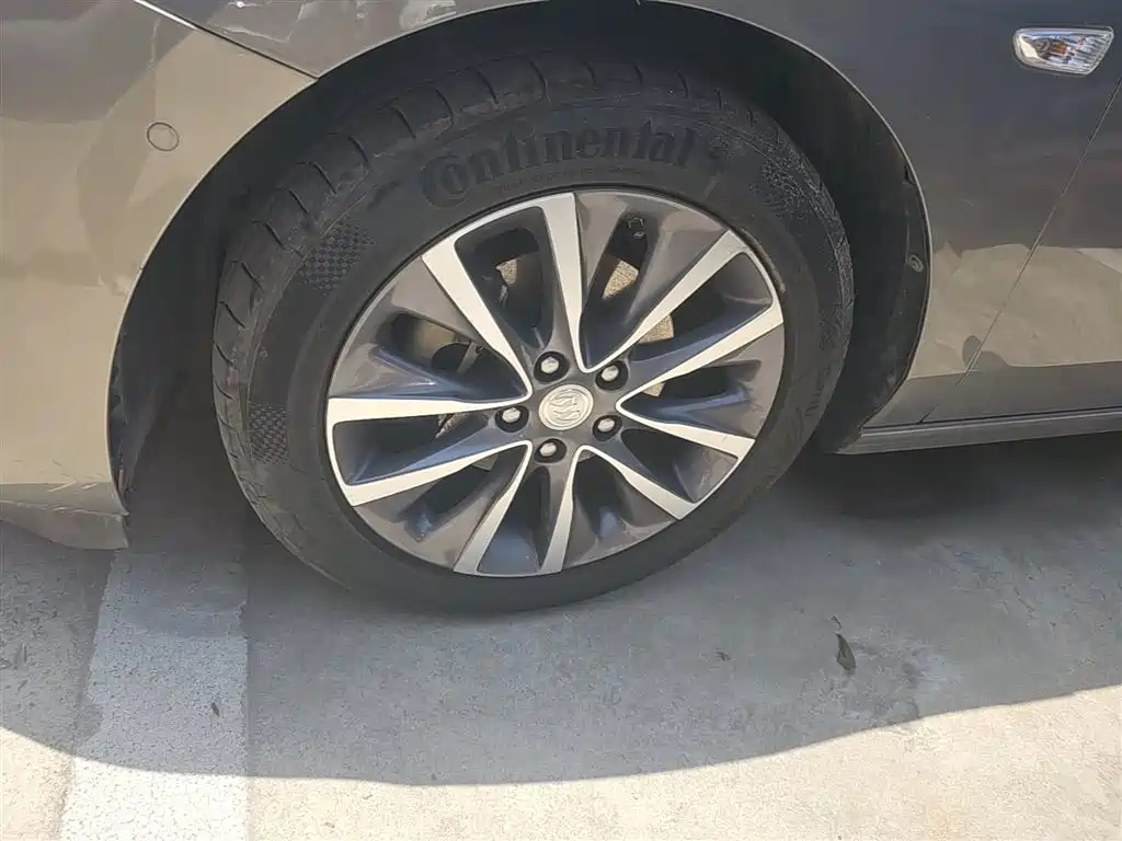 Buick GL6 2018 18T 6-Seater Premium фото 23