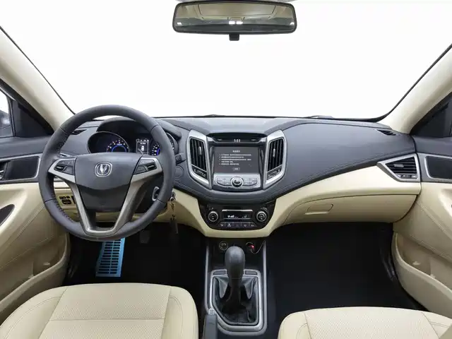 Changan Eado 2016 1.6L Manual Trend — фото 5