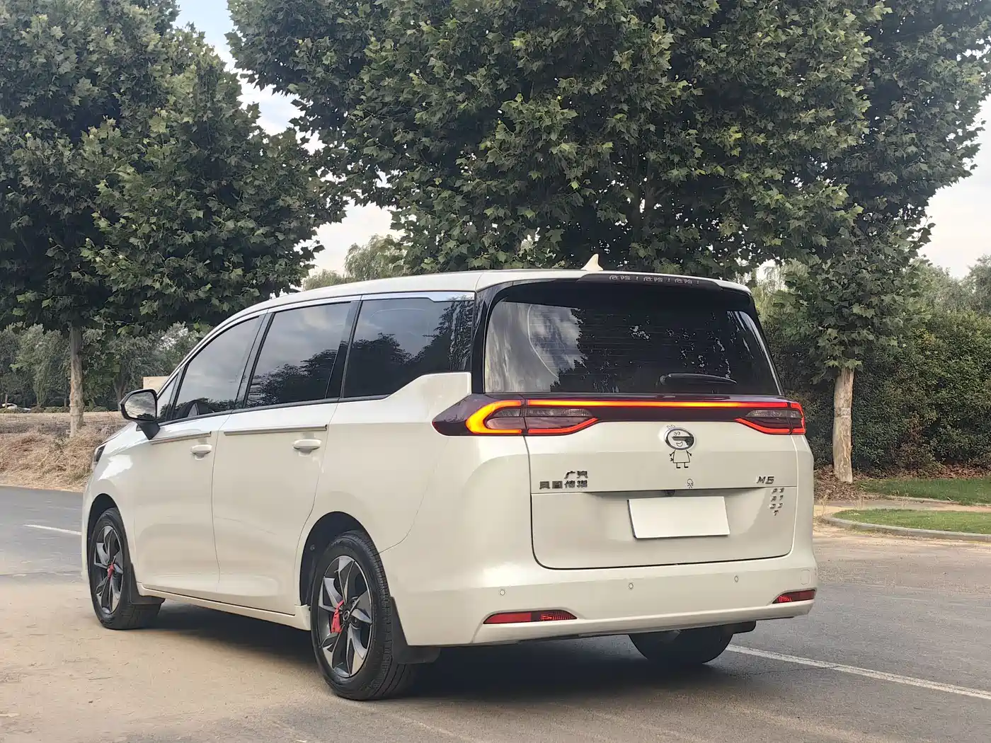 GAC Trumpchi Trumpchi M6 2023 PRO 270T DCT Luxury Edition фото 5