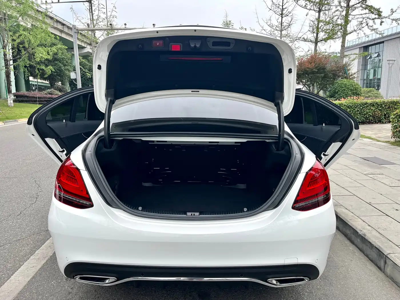 Mercedes-Benz C-Class 2021 C 260 L Sport Edition фото 17