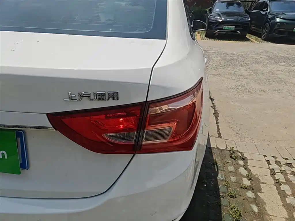 Buick Excelle 2017 15N Automatic Elite фото 8