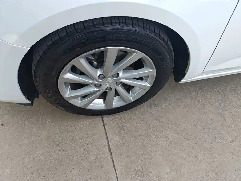 Buick Verano 2015 Sedan 15S Automatic Leading фото 23