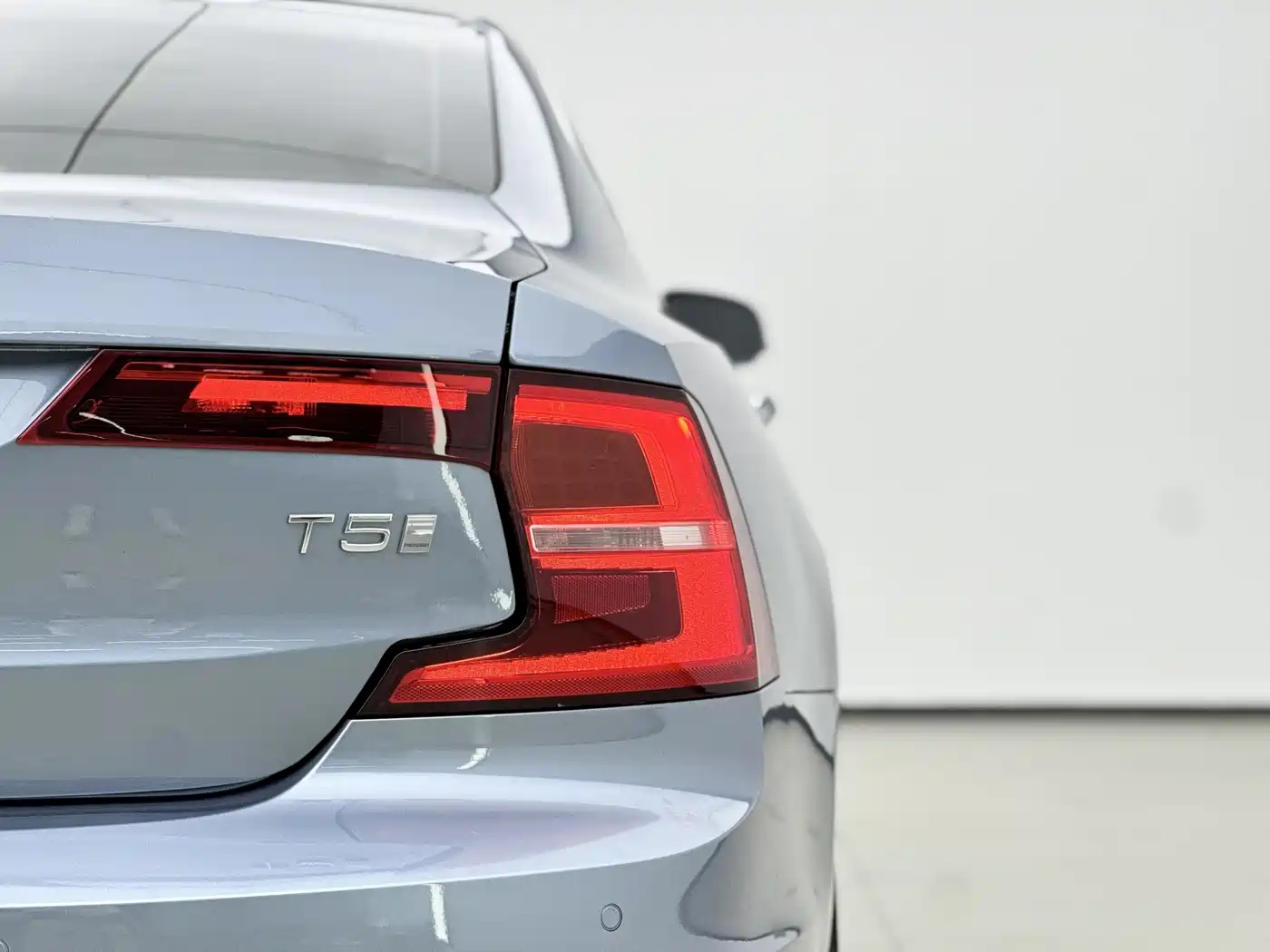 Фото 13 - Volvo S90
