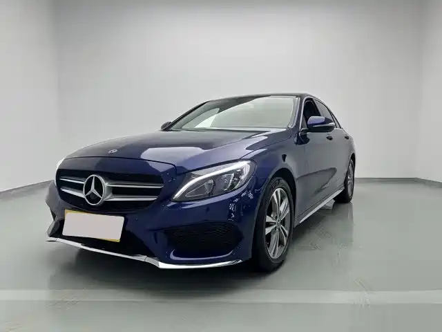 Фото 1 - Mercedes-Benz C-Class