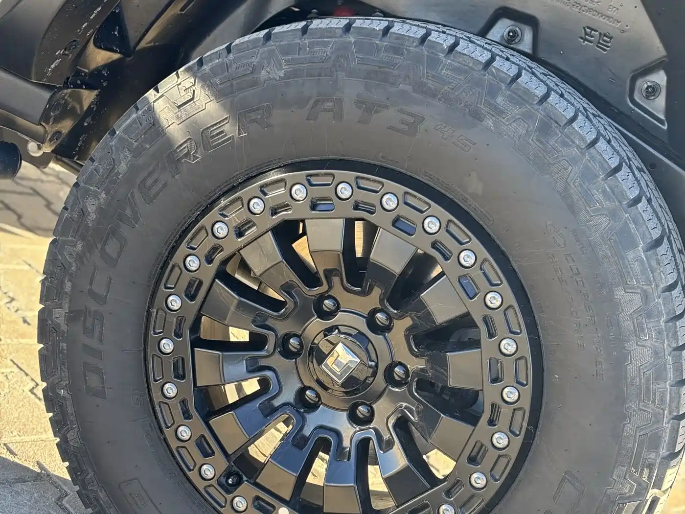 Tank 300 2024 Model 330 3.0T V6 фото 9