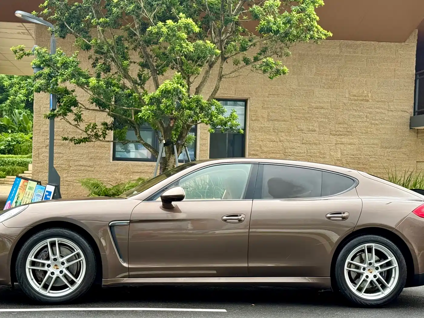 Porsche Panamera 2014 Panamera 4 3.0T фото 5