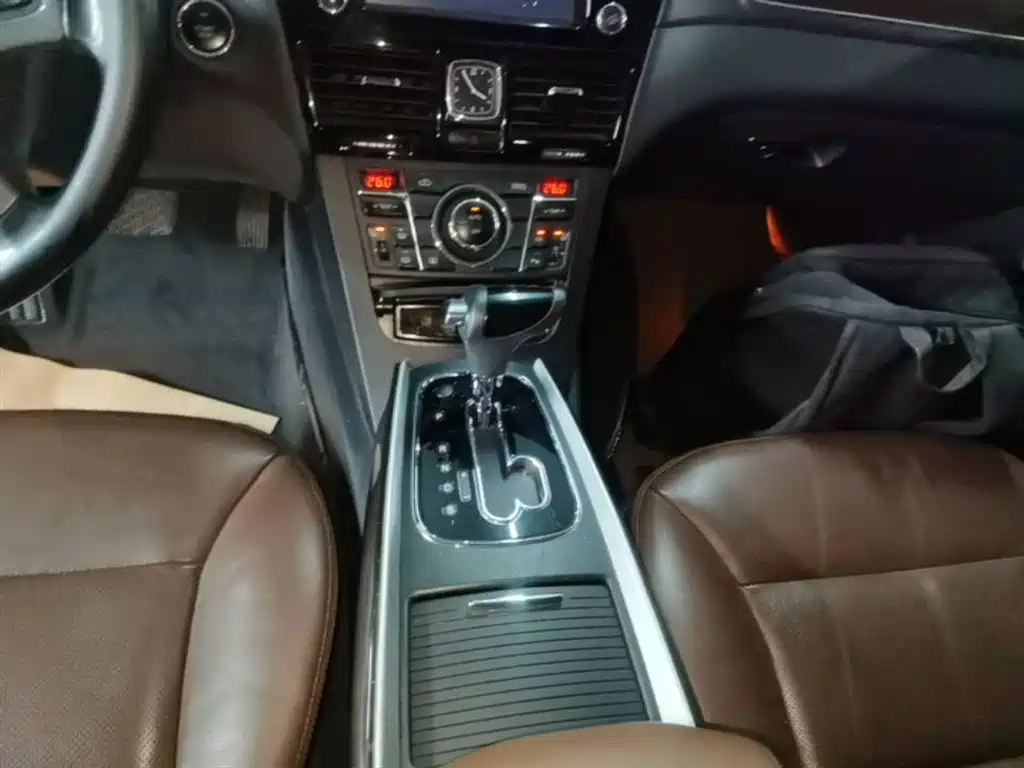 Hongqi H7 2015 2.0T Luxury фото 14
