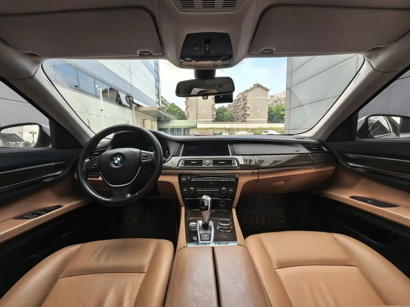 BMW 7 Series 2014 730Li Premium фото 15