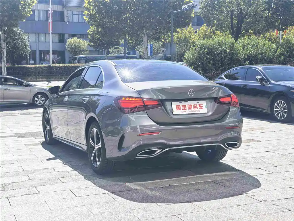 Mercedes-Benz A-Class 2025 2025 A 200 L Fashion Edition