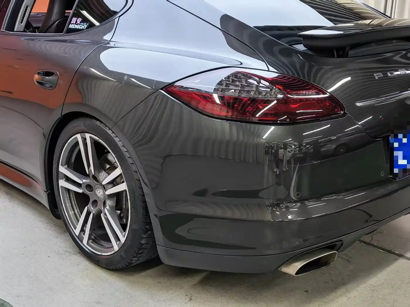 Porsche Panamera 2010 Panamera 4 3.6L фото 11