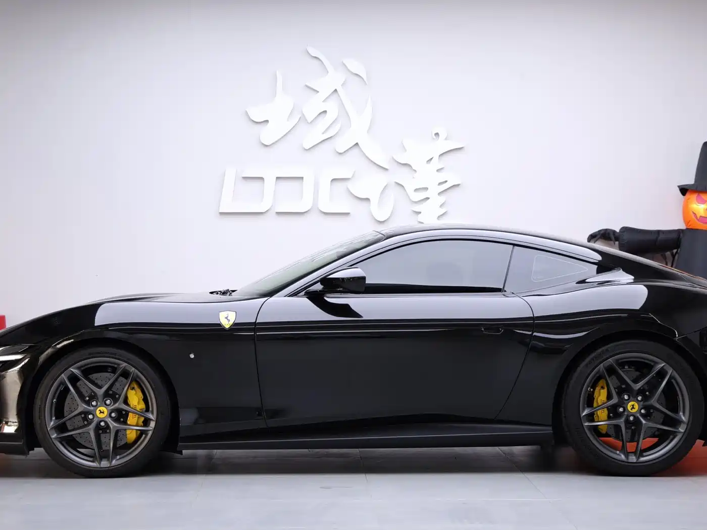 Ferrari Roma 2023 2020 3.9T V8