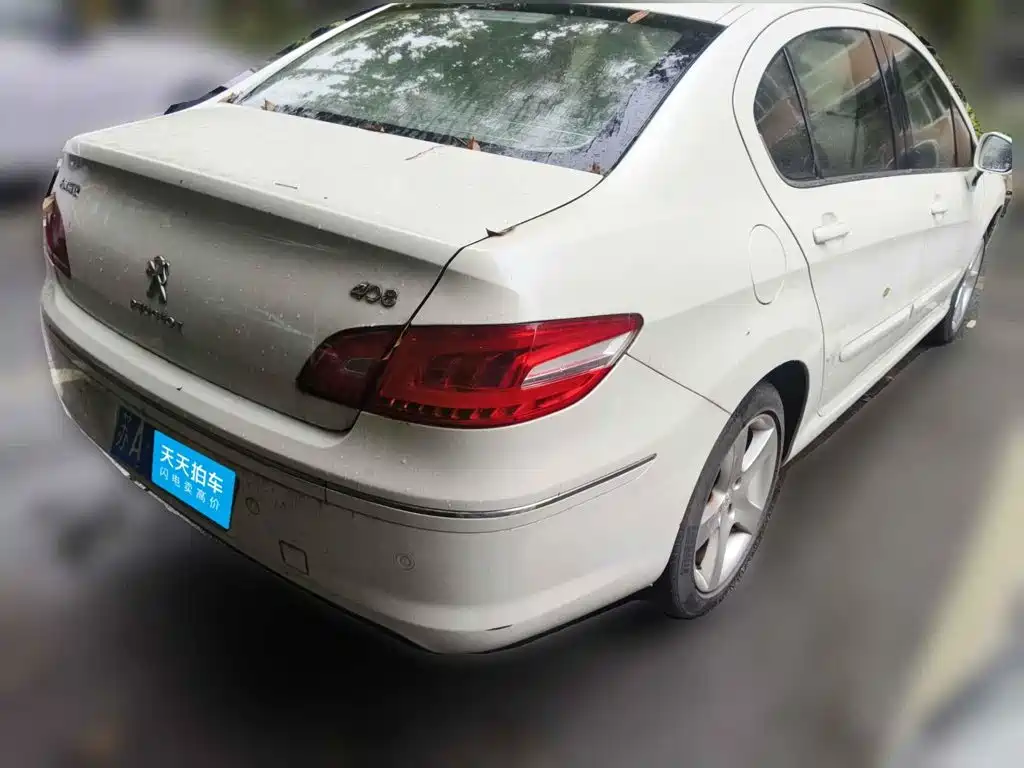 Peugeot 408 2013 2013 2.0L Automatic Comfort Edition