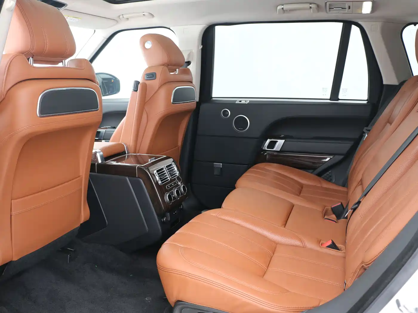 Land Rover Range Rover 2015 3.0 SC V6 Vogue SE Genesis Extended Edition фото 7