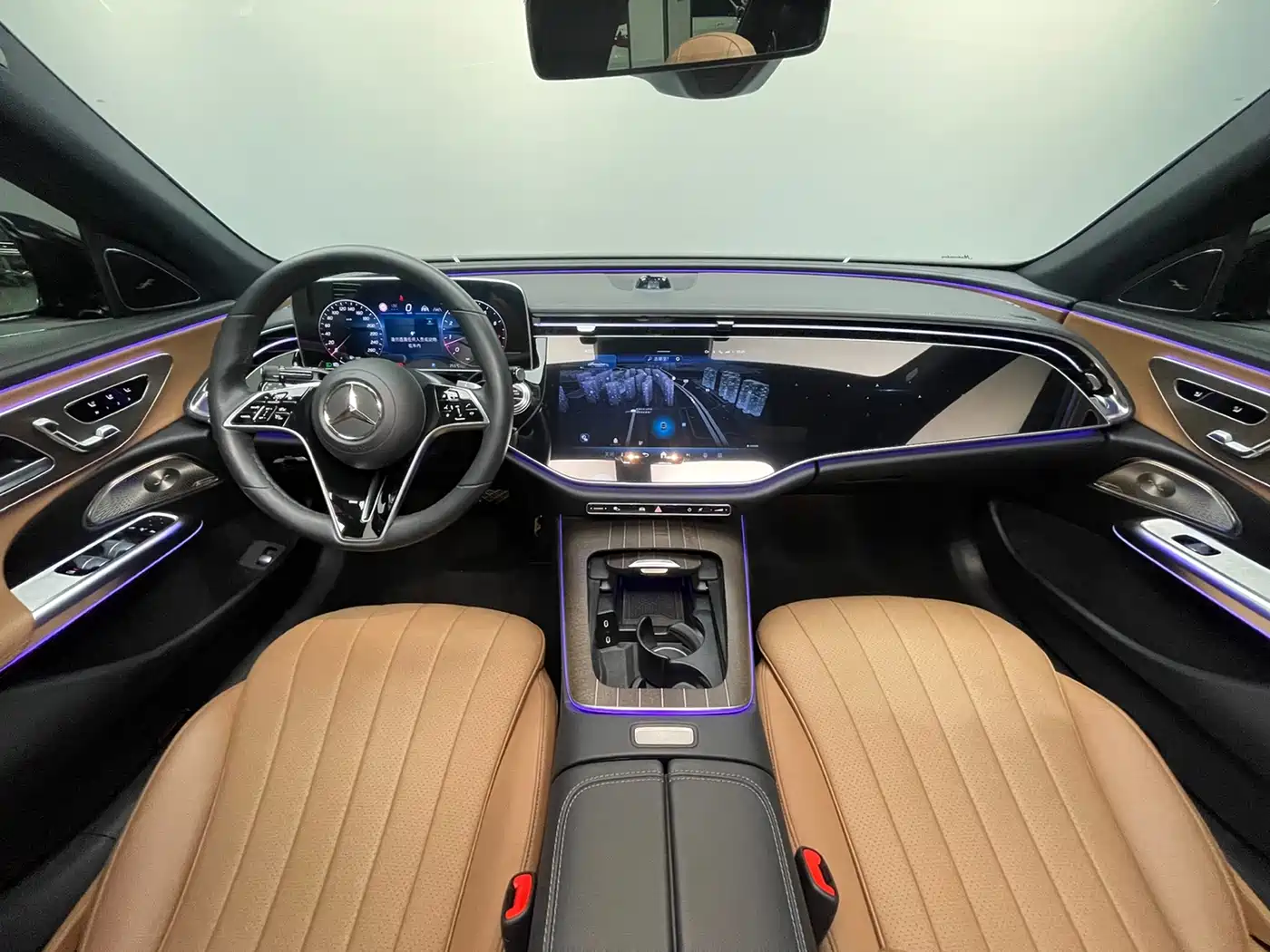 Mercedes-Benz E-Class 2024 Model E 300 L Luxury фото 9
