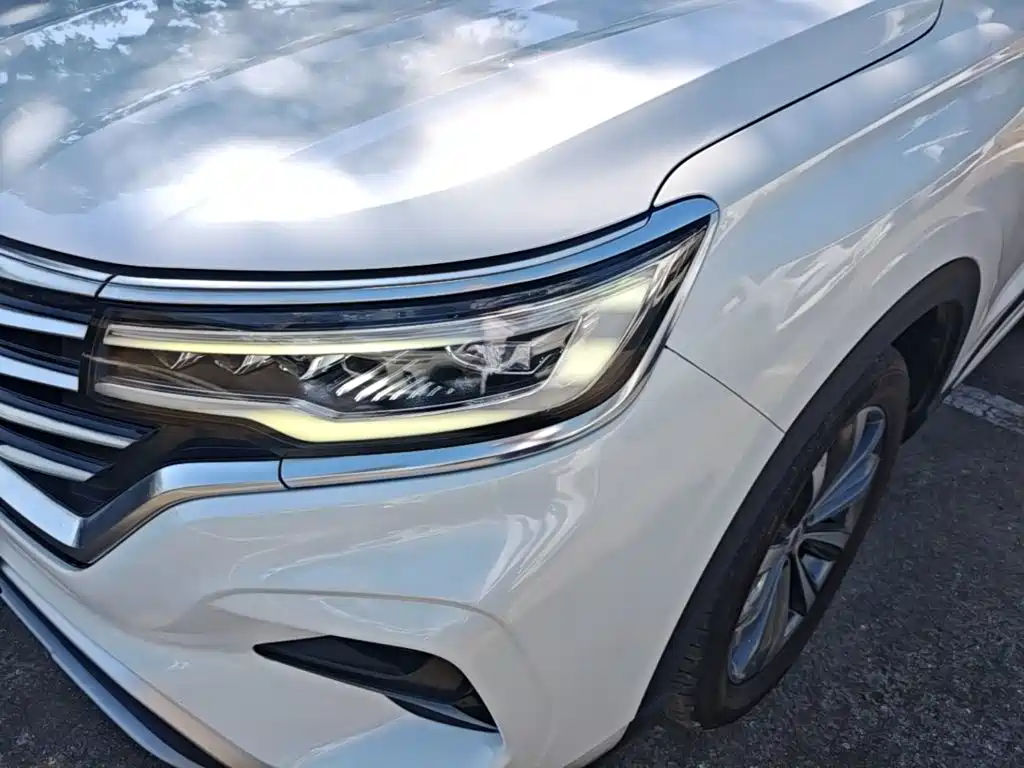Фото 24 - Roewe RX5 MAX