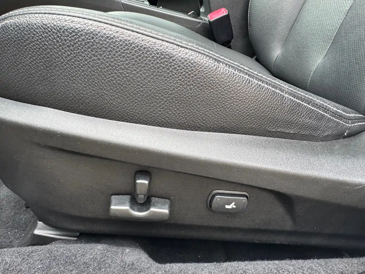 Subaru Outback 2013 2.5i Sport Edition фото 14