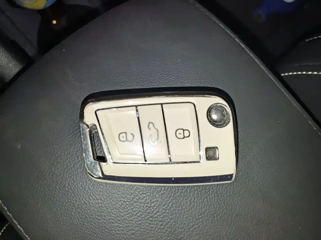 Volkswagen T-Cross 2021 1.5L Auto Comfort Edition фото 9