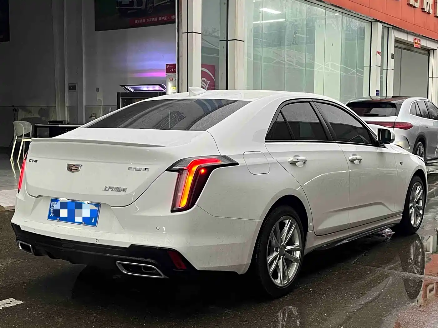 Cadillac CT4 2022 28T Fashion Style фото 4