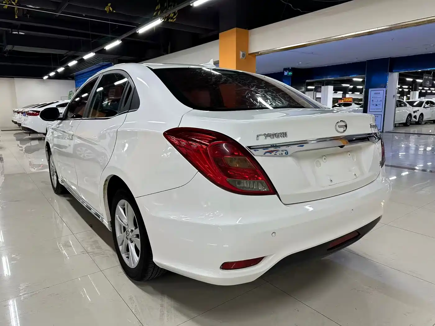 GAC Trumpchi Trumpchi GA3S Vision 2014 1.6L Automatic Luxury ESP Edition фото 8