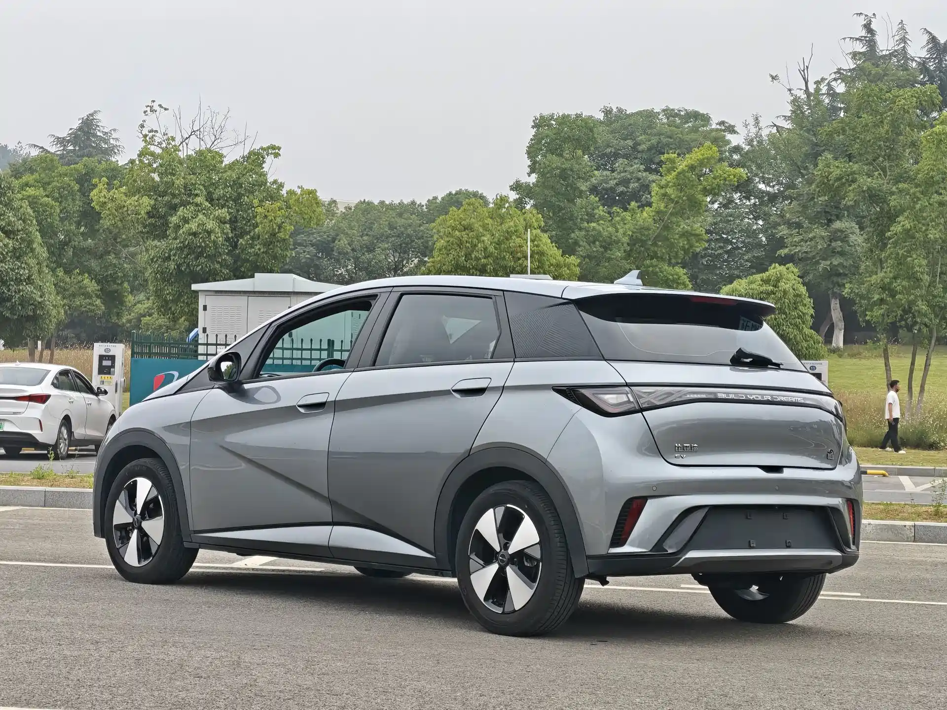 Фото 4 - BYD Dolphin