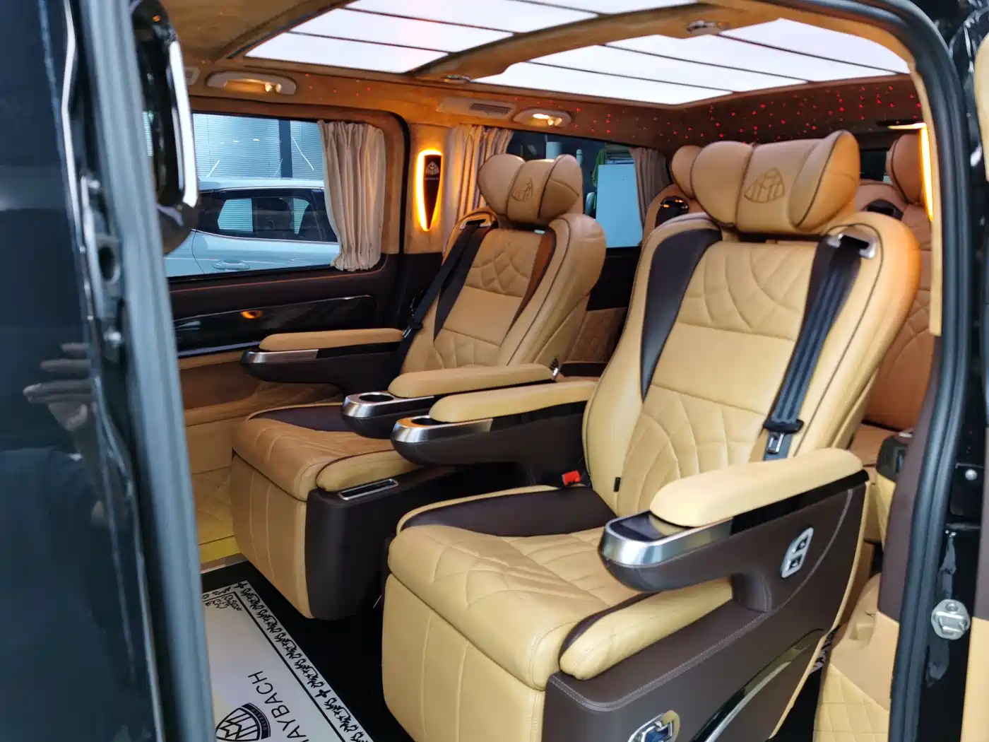 Mercedes-Benz Vito 2020 2.0T Business Edition (7-seater) фото 5