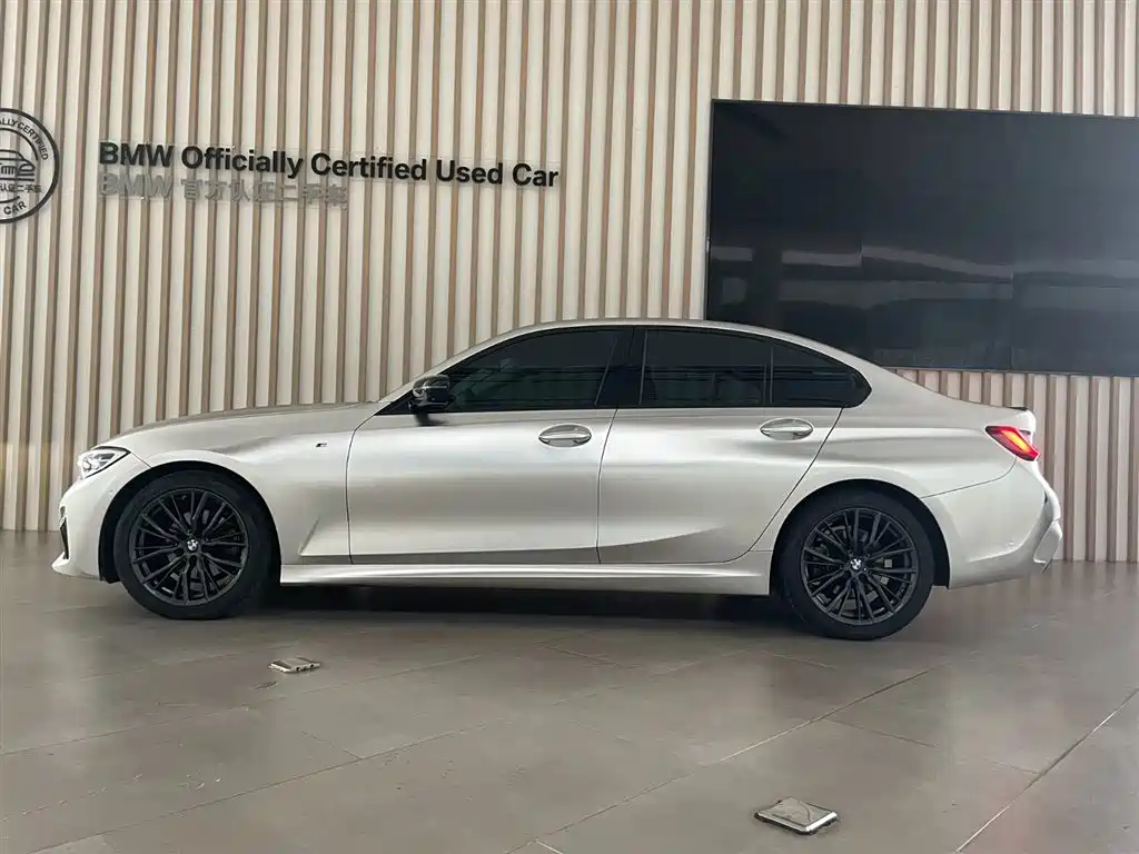 Фото 3 - BMW 3 Series