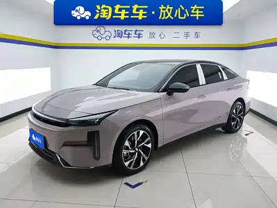 Geely Galaxy L6
