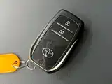 Photo 21 - Toyota Highlander
