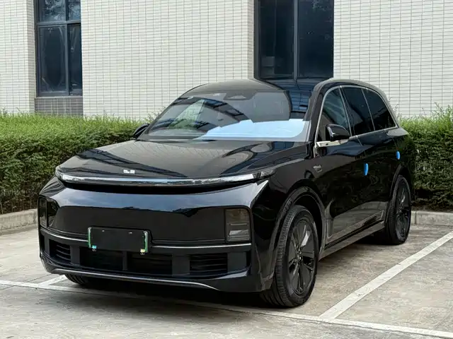 Li Auto L8 Pro