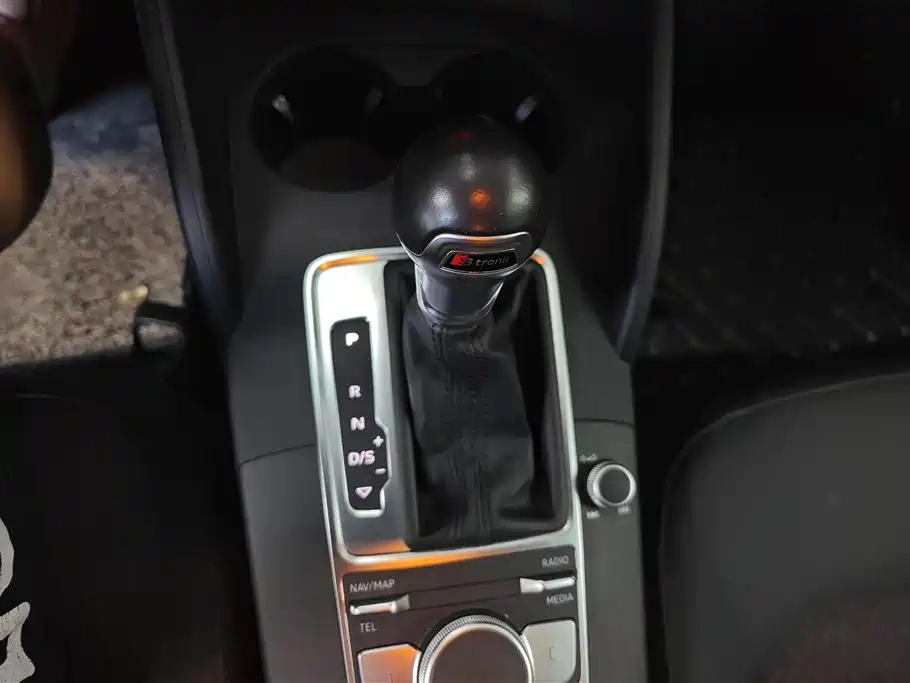 Audi A3 2018 30th Anniversary Sportback 35 TFSI Progressive фото 16